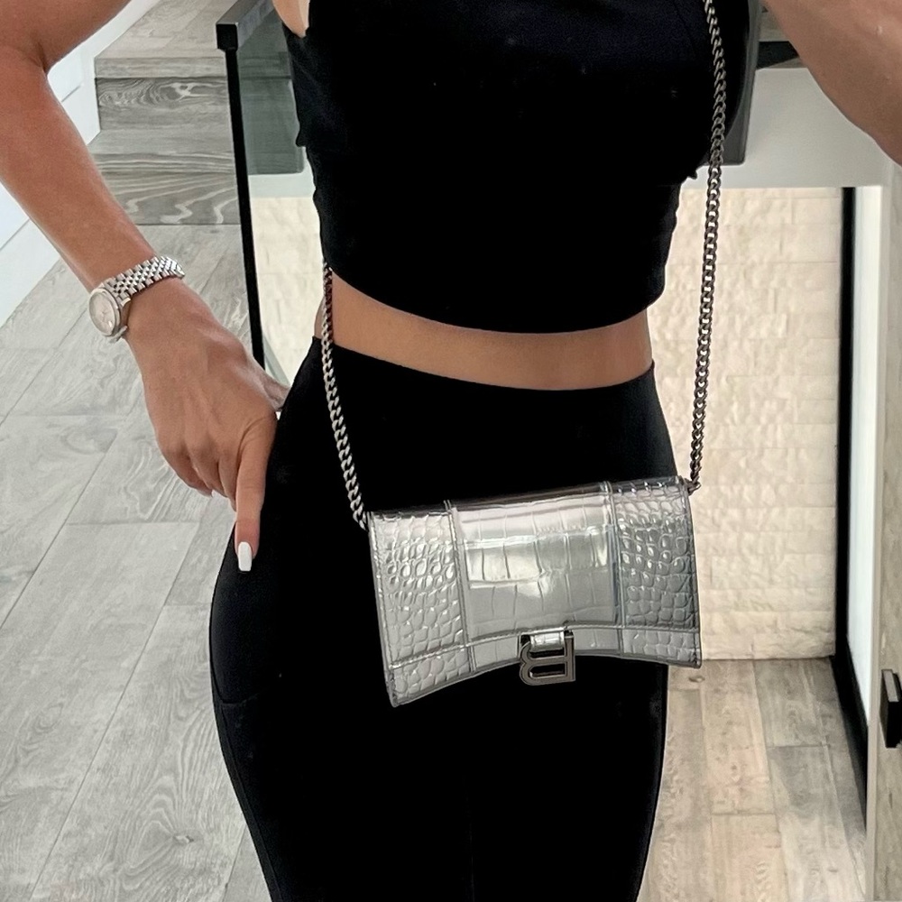 Balenciaga Hourglass Wallet on Chain - New With Tags RRP $1,750